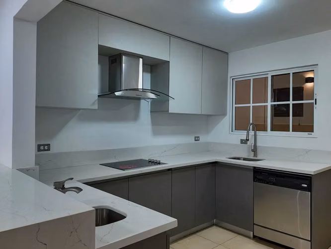 VENTA DE CASA EN CONDOMINIO MONTEREAL Lindora Santa Ana 5043 - Imagen 13