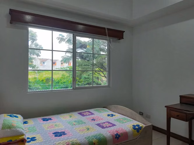 VENTA DE CASA EN CONDOMINIO MONTEREAL Lindora Santa Ana 5043 - Imagen 8