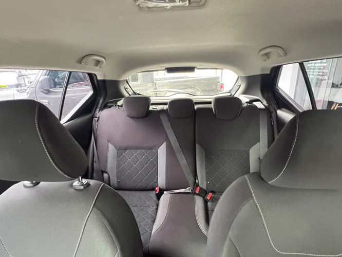 2020 Nissan Kicks - Imagen 8