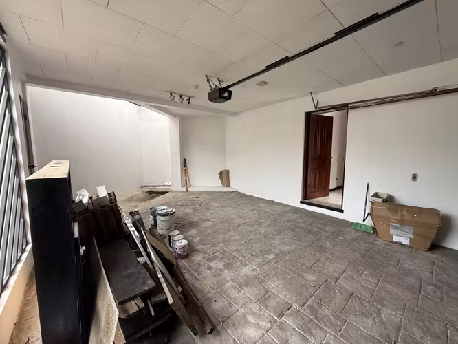 Se vende casa con excelente ubicación (MJ) - Imagen 12