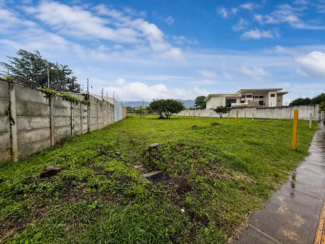 Venta de lote Listo para Construir Zona Residencial de Alta Plusvalía - Imagen 12