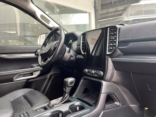 2023 Ford Everest