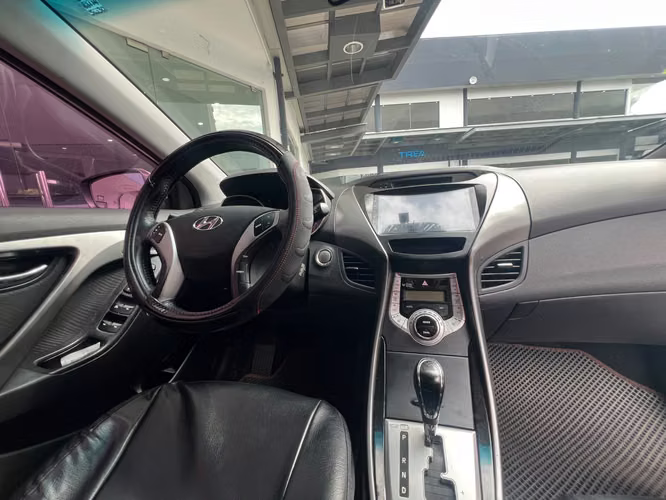 2012 Hyundai Avante G - Imagen 5