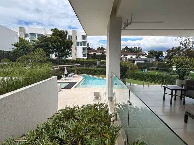 Espectacular Apartamento Moderno en condominio para Estrenar en Guachipelín - Imagen 3