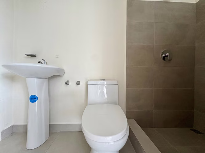 Apartamento en Alquiler 220m² en Bello Horizonte de Escazú | Piscina, Casa Club y Jardines - Imagen 9