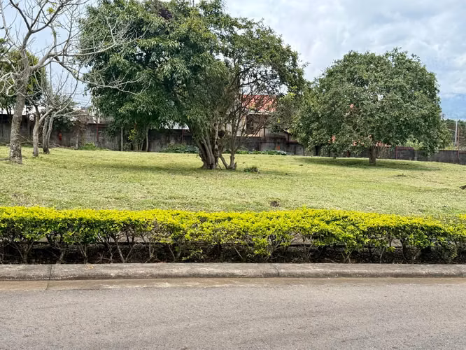 Lote 493 m² en Condominio Villa Val Novus – San Isidro de Heredia - Imagen 2