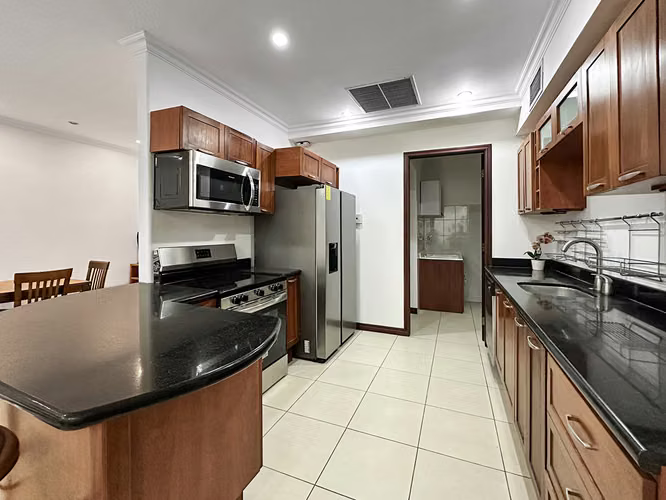 Alquiler apartamento amueblado, Condominio Riverside, San Rafael de Escazu (FAU) - Imagen 3