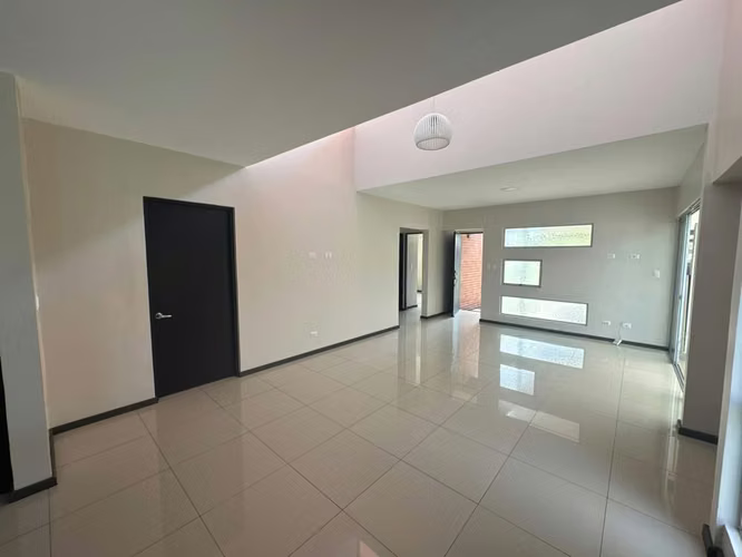 Casa de 1 nivel en Alquiler – Los Arcos, Cariari, Heredia