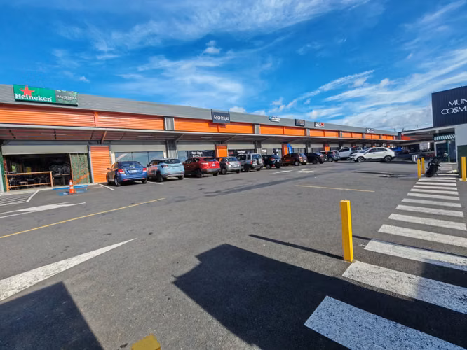 ALQUILER DE LOCAL COMERCIAL CONTIGUO A MUNDO MAGICO EN SAN FRANCISCO DE HEREDIA - Imagen 14