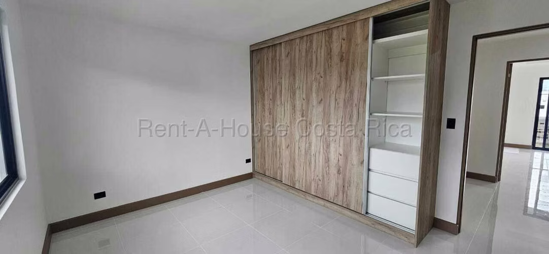 Venta de Casa de ESTRENO en La Unión-San Juan de Cartago. - Imagen 3