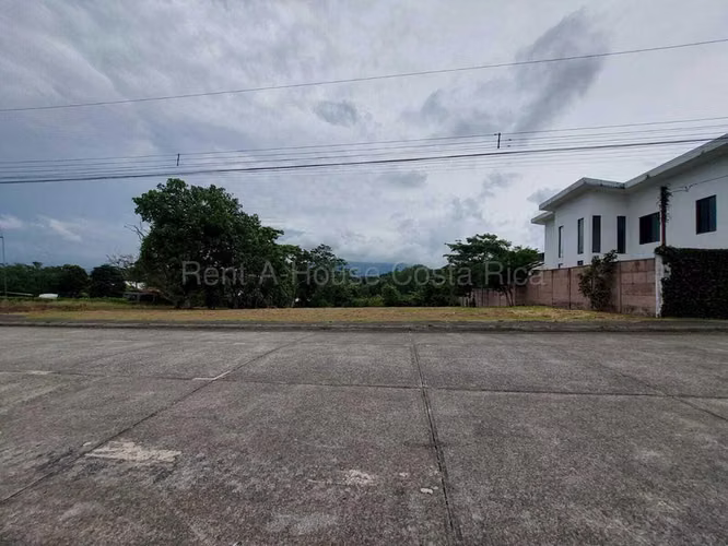 Venta de Lote en Mora-Colón. - Imagen 5