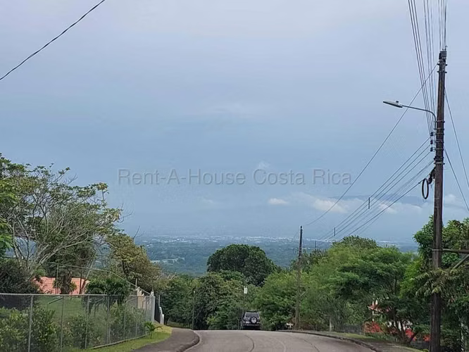 Venta de Lote en Mora-Colón. - Imagen 3