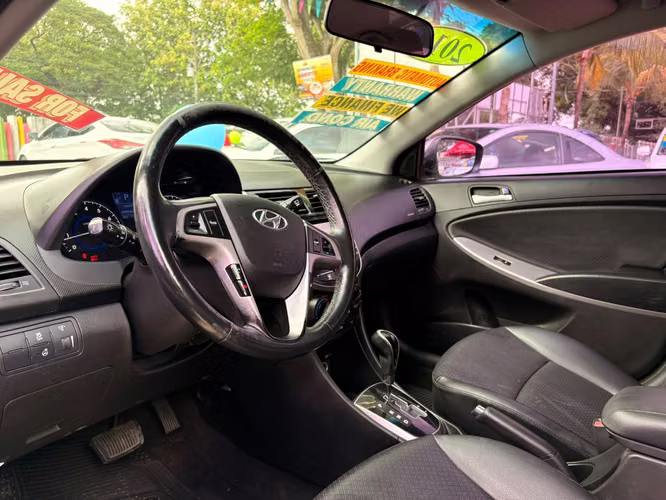 HYUNDAI ACCENT-2016-AUTO-HATCHBACK-SHIFT TRONIC-6.675.000