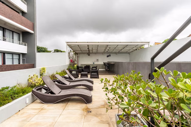 Apto amoblado 1 hab. 57m² a 5 min del Hospital México,Condominio Vura - Imagen 16