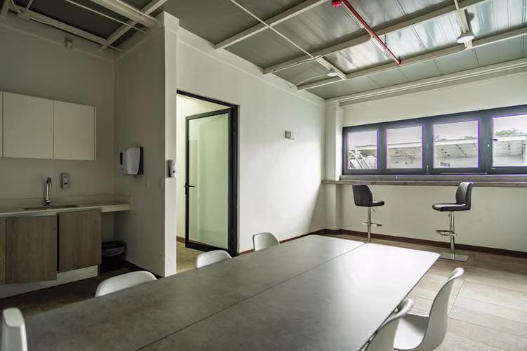 Apto amoblado 1 hab. 57m² a 5 min del Hospital México,Condominio Vura - Imagen 18