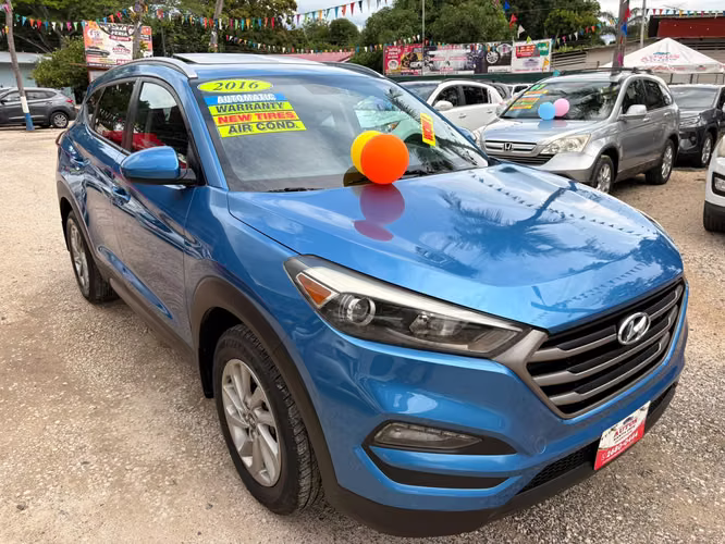 HYUNDAI TUCSON GLS-2016-AUTO-SHIFT TRONIC-4X2-9.375.000 - Imagen 4
