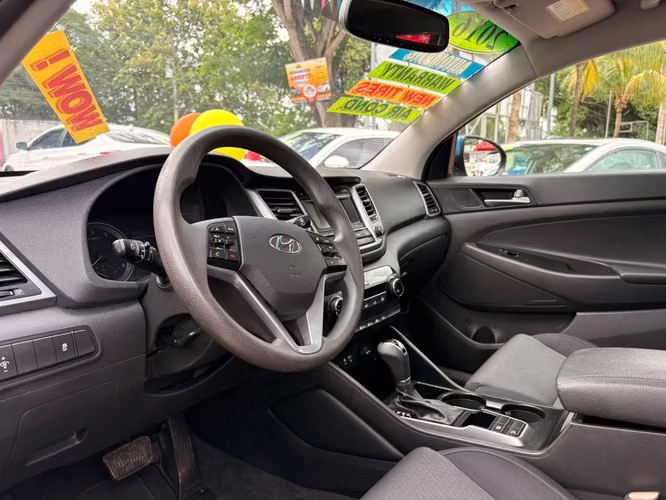 HYUNDAI TUCSON GLS-2016-AUTO-SHIFT TRONIC-4X2-9.375.000 - Imagen 5