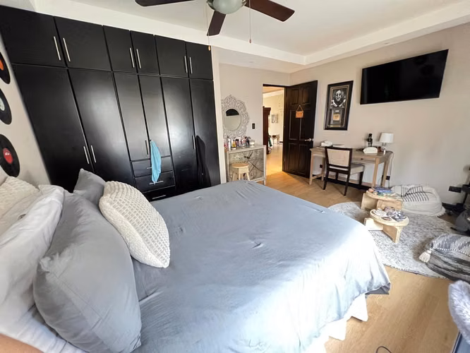 Casa Independiente en Venta | Santa Ana Centro