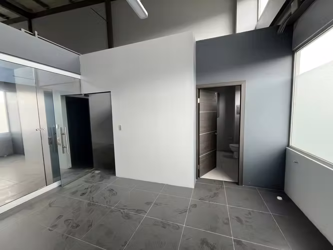 LOCAL EN ALQUILER SAN JOSE, ESCAZÚ, 110mts2 - Imagen 8