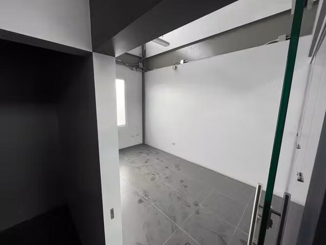 LOCAL EN ALQUILER SAN JOSE, ESCAZÚ, 110mts2 - Imagen 7