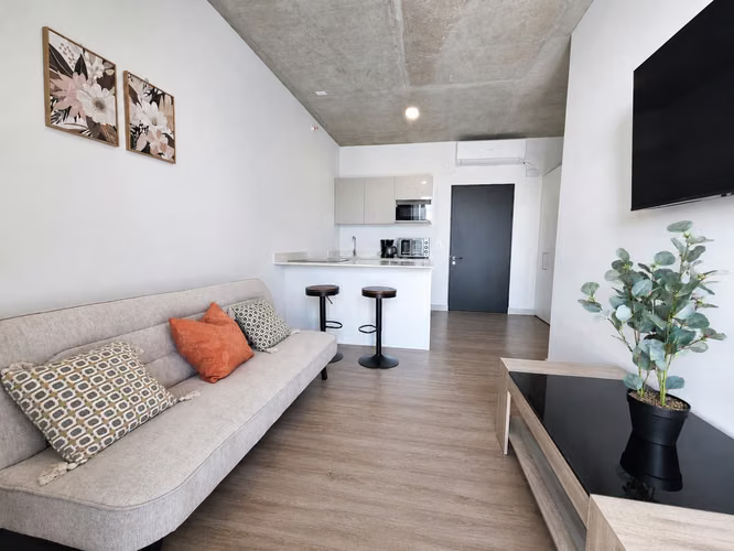 SE ALQUILA LINDO APARTAMETENTO EN ESCALANTE