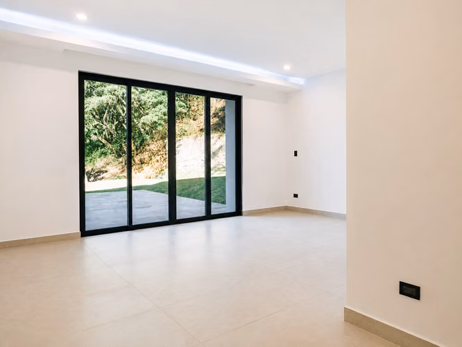 VENTA DE CASA NUEVA EN CONDOMINIO MONTAÑA DEL SOL*