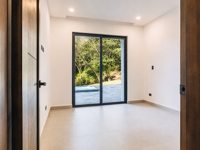 VENTA DE CASA NUEVA EN CONDOMINIO MONTAÑA DEL SOL*