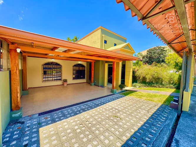 3-Bedroom House for Rent in Grecia, Alajuela – Furnished or Unfurnished
