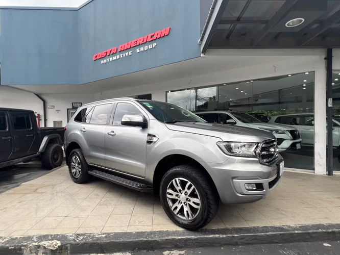 2022 Ford Everest - Imagen 3