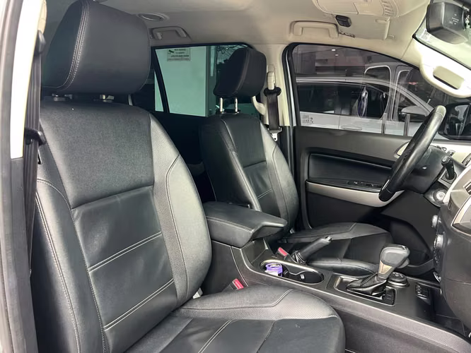 2022 Ford Everest - Imagen 7