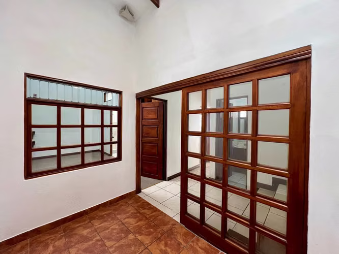 Casa  Sabanilla Montes de Oca | Zona Segura y Tranquila, 3 Hab, Doble Altura 89 millones - Imagen 19