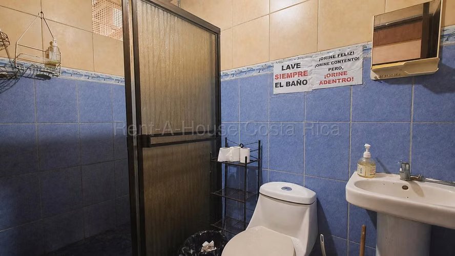 Venta de Casa de dos niveles en Heredia. RAH 27-356 - Imagen 2