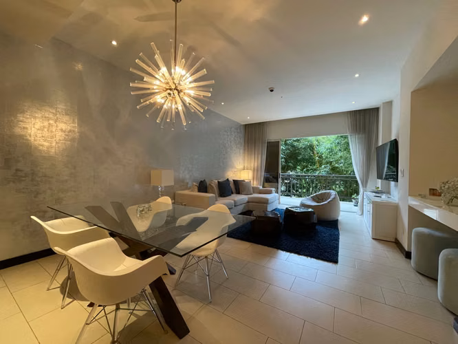 Apartamento de 151 m² en Escazú | 2 Hab / 2.5 Baños / Terraza (SIN MUEBLES)