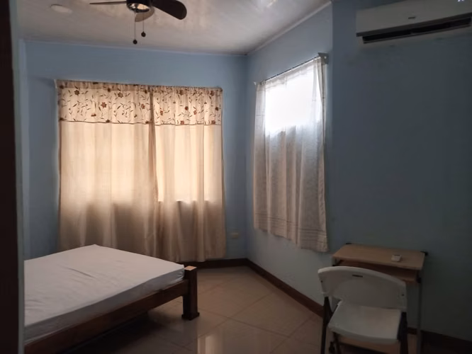 Alquiler de apartamento en Quepos, amueblado. - Imagen 4