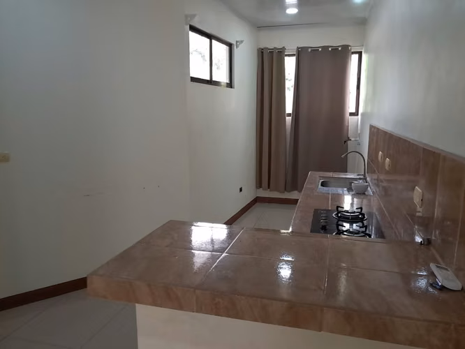 Alquiler de apartamento en Quepos, amueblado. - Imagen 9