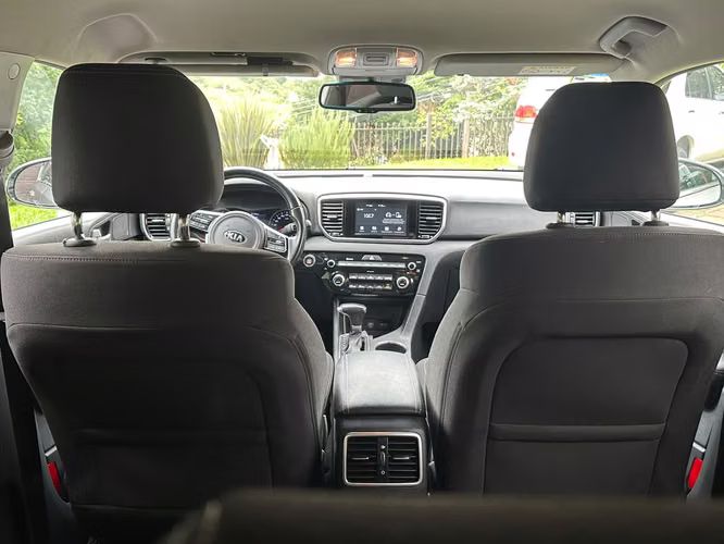 KIA SPORTAGE - Imagen 6