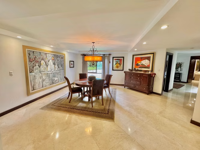 Venta Casa en venta en Villa Real, Santa Ana - Imagen 3