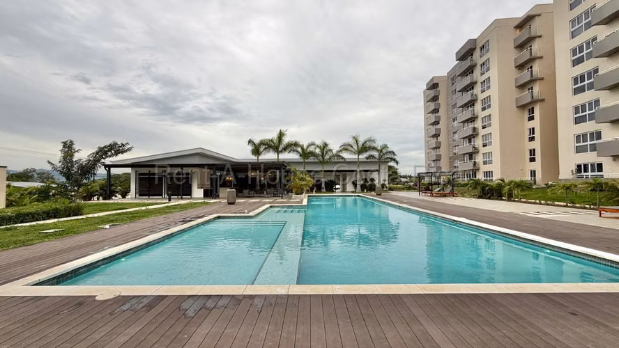 Moderno Apartamento en Alquiler en Parque 160, San Rafael de Alajuela IP