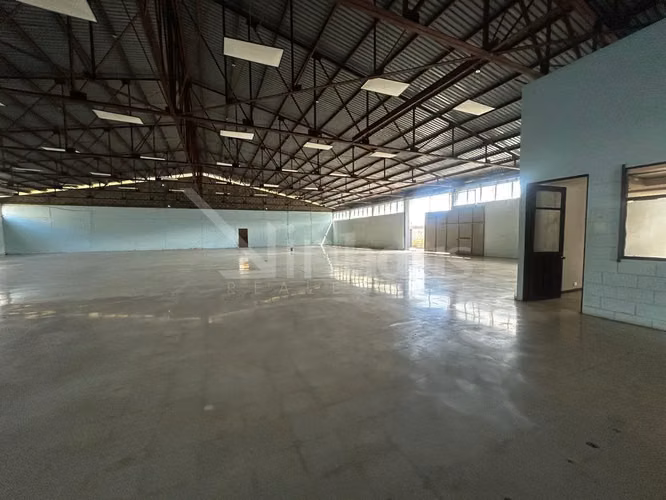 Amplia Bodega en Desamparados en Venta - Imagen 2