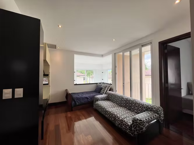 Casa para alquiler y venta con muebles en jaboncillos de Escazu - Imagen 5