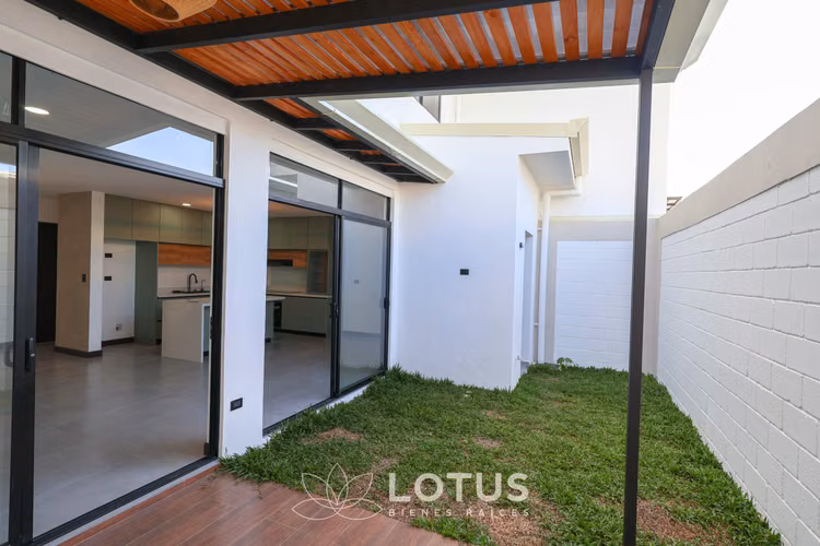 Casa para Estrenar en Condominio Distrito San Juan, Tres Ríos, Cód. AJ023 - Imagen 13