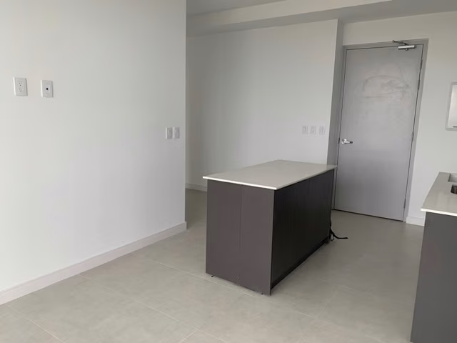 Apartamento de 2 habitaciones en Sabana con vista espectacular, piso 21. - Imagen 10