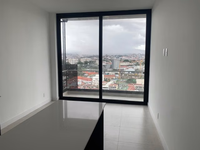 Apartamento de 2 habitaciones en Sabana con vista espectacular, piso 21.