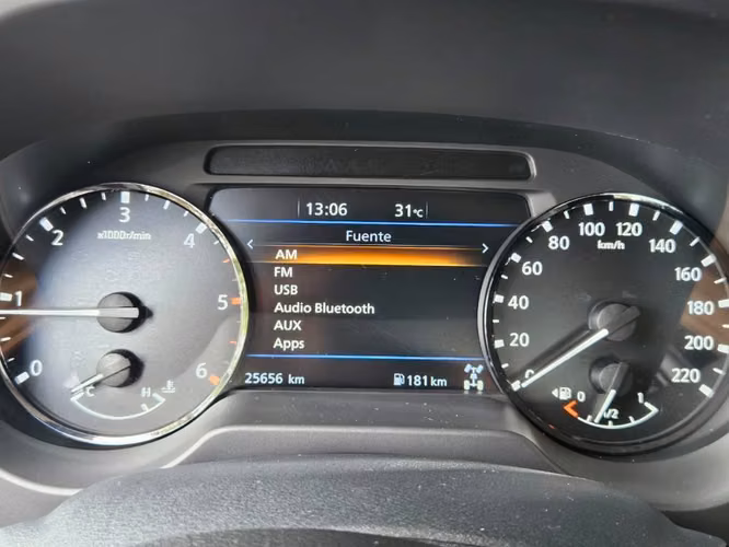 NISSAN FRONTIER NP300 2026 SE VENDE