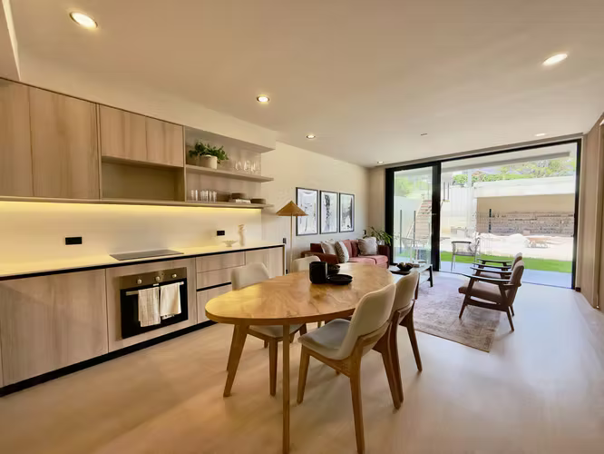 Venta de apartamento nuevo 1 habitación con jardín en Santa Ana