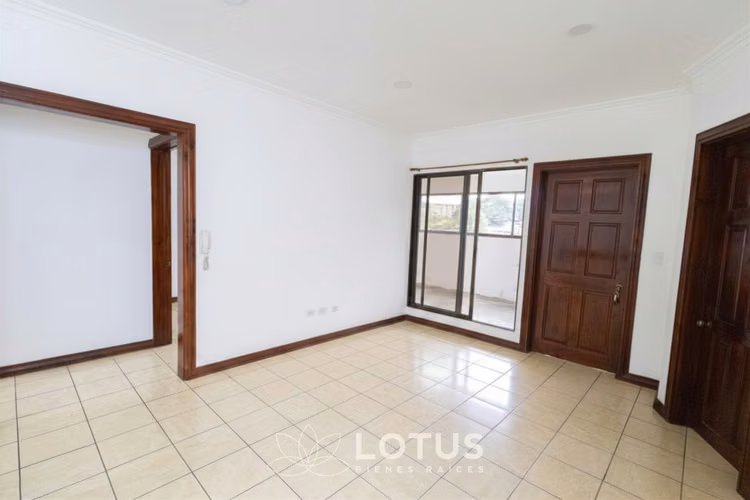 Casa Amplia en Condominio Lomas de Granadilla, Curridabat, Cód. AJ070 - Imagen 13