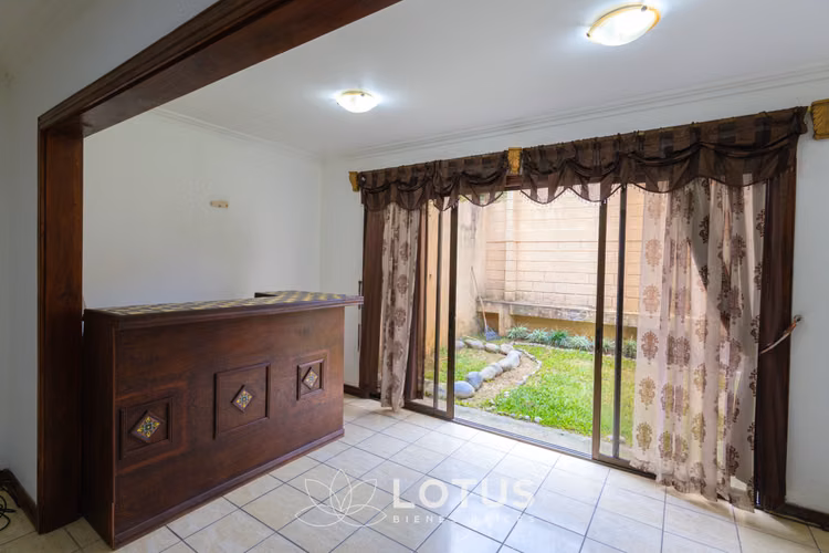 Casa Amplia en Condominio Lomas de Granadilla, Curridabat, Cód. AJ070 - Imagen 9