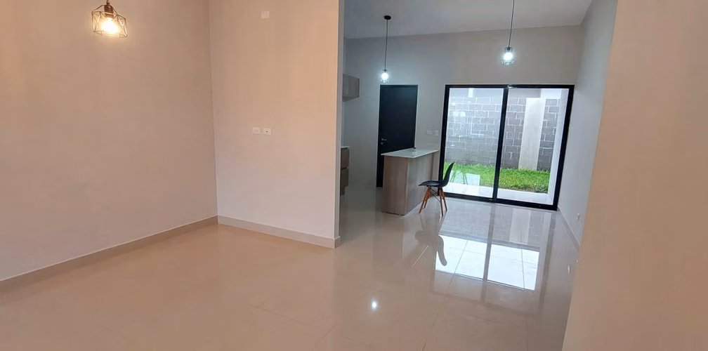 Se Alquila. Robles de Lindora | 2 habitaciones | 1 planta | Patio privado - Imagen 8