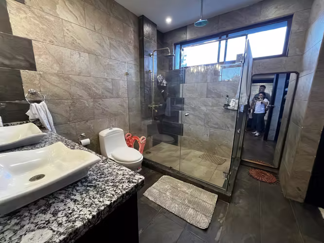 Venta casa moderna amplia en Los Ángeles de san rafael Heredia - Imagen 19