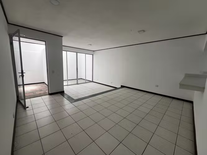 Alquiler casa en Barva de Heredia, céntrica , 3 habitaciones - Imagen 2